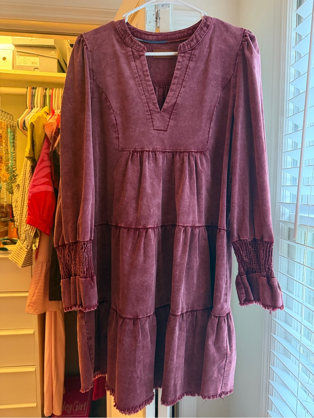 Umgee Burgundy Tiered V-Neck Smocked-Sleeve Dress NWOT